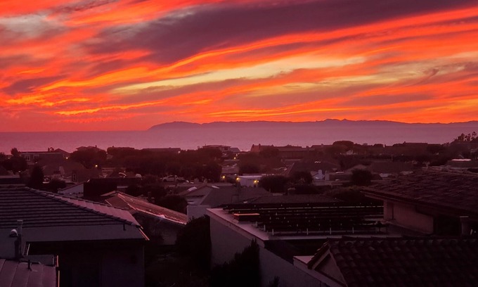 Dana Point Casa | BREATHTAKING OCEAN AND SUNSET VIEWS - SINGLE FAMILY HOME - QUIET BEACH RETREAT