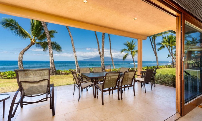 Downtown Lahaina Condominio | Breathtaking Oceanfront 5 bedroom - Puamana 150-1