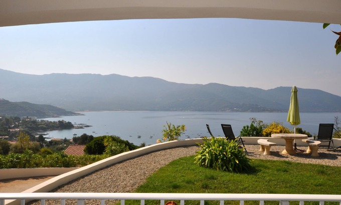 Tiuccia Apartamento | IMPRESIONANTE VISTA. Espléndida y grande planta baja T2 con mucho encanto y calma