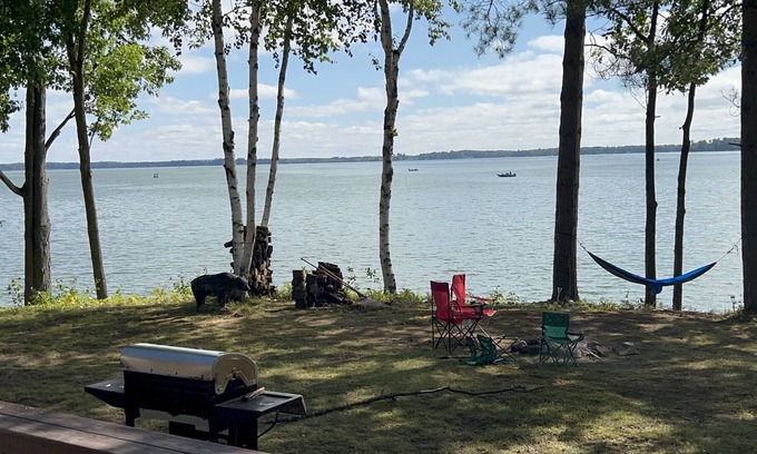 Pelican Lake Casa | Breathtaking View On Wonderful Pelican Lake