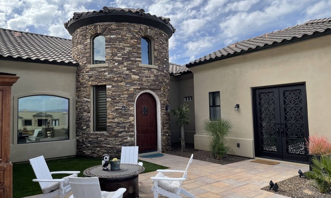 Rio Verde Foothills Casa | Breathtaking views and trails all over