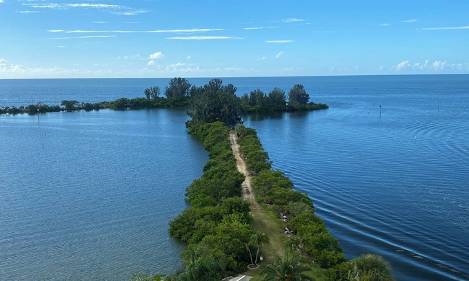 Sea Ranch Condominio | Breathtaking views of the Gulf from the 7th floor