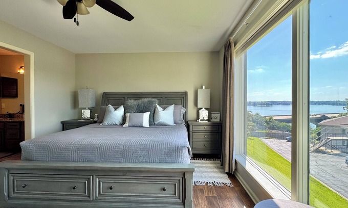 Lake Hamilton Condominio | Breathtaking views of Lake Hamilton