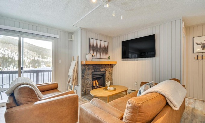 Blue River Apartamento | Breckenridge Area Condo with Mountain Views