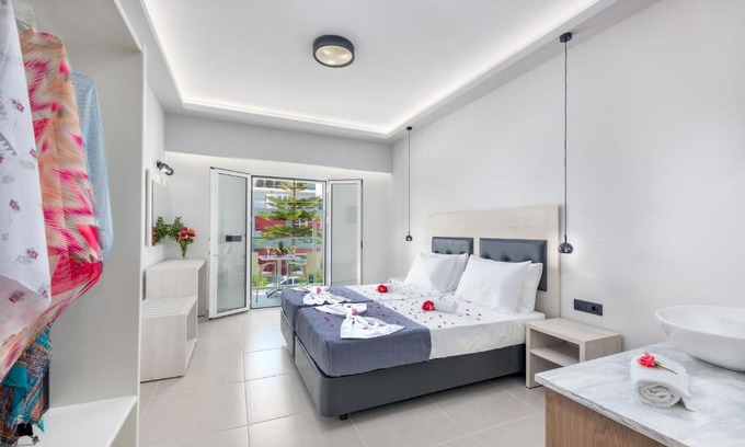 Laganas Hotel | Breeze Luxury Rooms