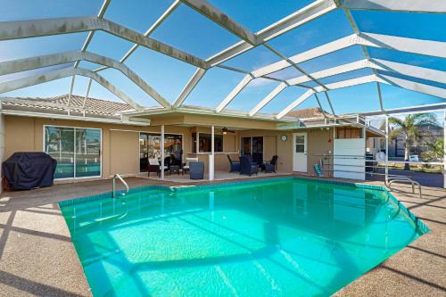Punta Gorda Casa | Breezes and Bliss on the Canal