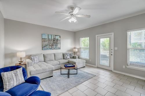 Corpus Christi Casa | Breezeways #303