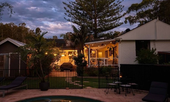 Avalon Beach Casa | Breezy Beach House - Avalon Beach Awaits!
