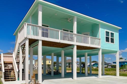 Rockport Casa | Breezy Cottage