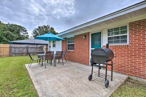 Gulfport Casa | Breezy Gulfport Getaway Less Than 1 Mile to Beach and Casino