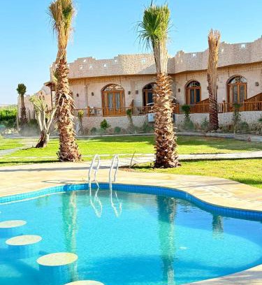 Siwa Hotel | Breezy island Hotel