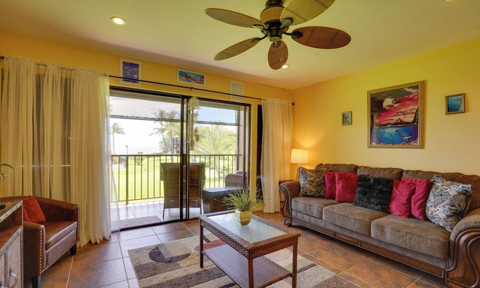 Kaunakakai Condominio | Breezy Kaunakakai Retreat w/ Community Pool!