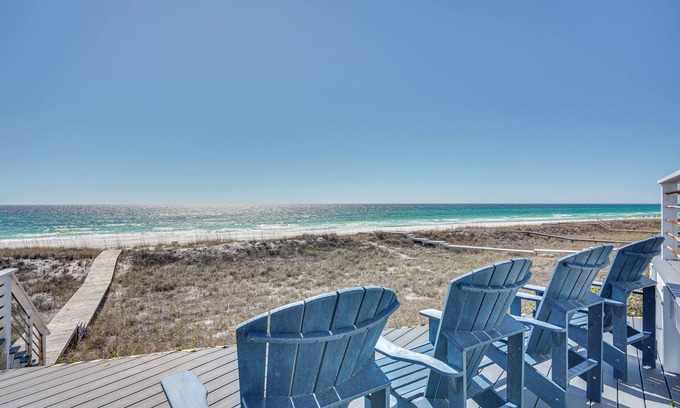 Hollywood Beach Cabaña | Breezy PCB Retreat w/ Direct Beach Access!