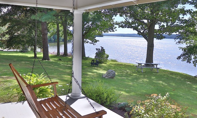 Richfield Springs Apartamento | Breezy Point -New construction, amazing waterfront, apartment on Canadarago Lake