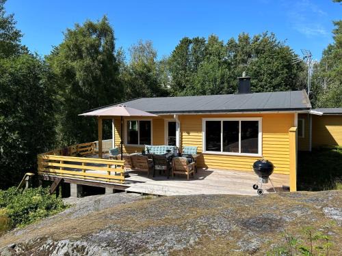 Larvik Casa | Brekkesten by Norgesbooking - cabin in Stavern