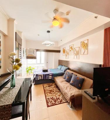 San Jose Apartamento | BRENT STUDIO ROOM IN TAGAYTAY WITH TAAL LAKE VIEW