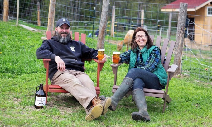 Monson Cabina | Brewery Farm Retreat : Stephen King