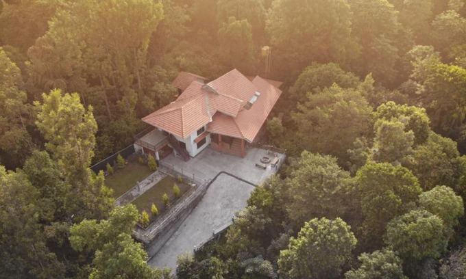 Chikkamagaluru Casa | Brewing Mist