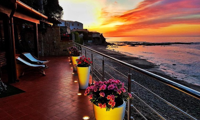 Capo Casa | Brezza Marina Guesthouse