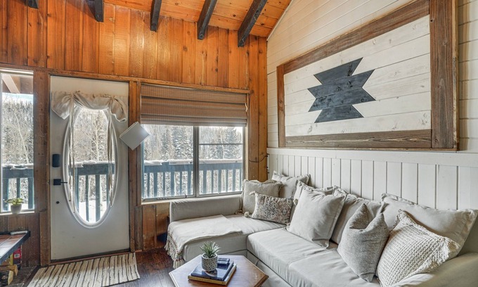 Brian Head Condominio | Brian Head Chalet w/ Mountain Views, Near Skiing!