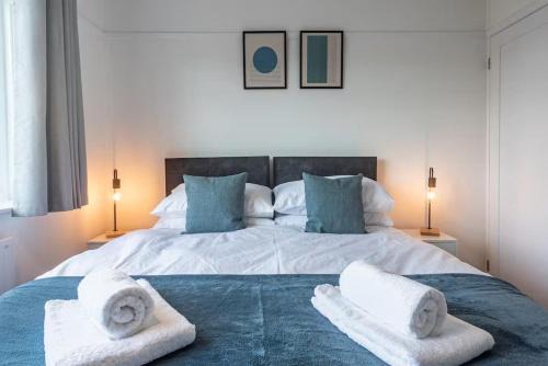 Caversham Apartamento | Briants, Spacious Home-from-Home, Free Parking & Secure Garden
