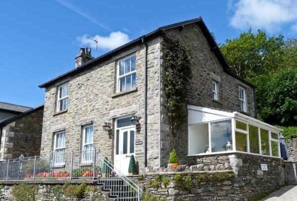 Lindale Casa | Briarcliffe Cottage