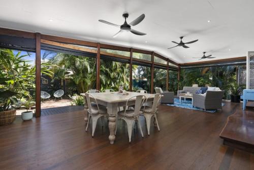 Bellara Casa | Bribie Hideaway Retreat