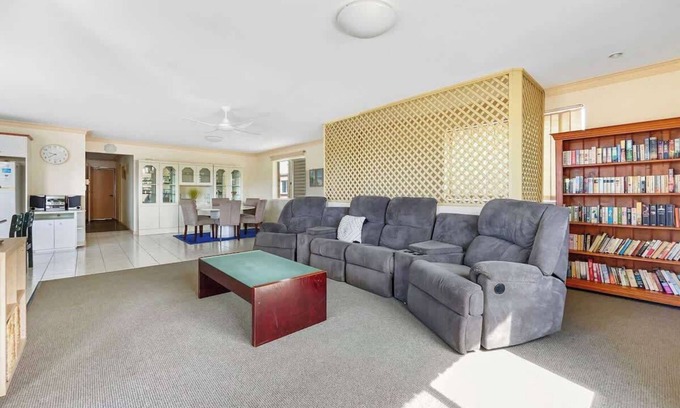 Bellara Apartamento | Bribie Island - 4bed Spacious Conjoined Unit
