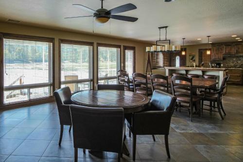 Bass Lake Casa | Brickers Lakefront