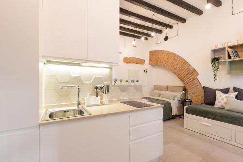 Porta Venezia Apartamento | Bricks & Beams Studio in the key area of Milan