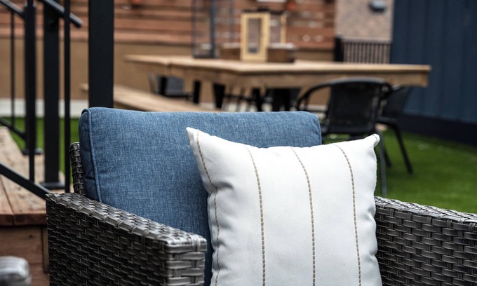 Prescott Condominio | Bridal Party | Glam Room | Rooftop Patio & Arcade