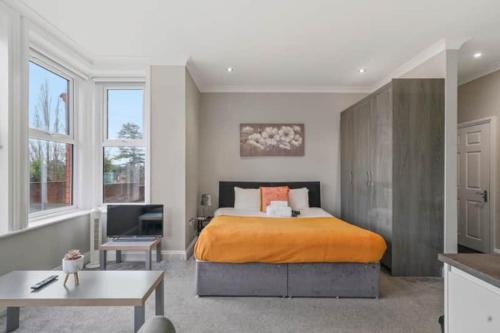 Maidstone Apartamento | BridgeCity Lovely Studio Flat Free Parking in Maidstone