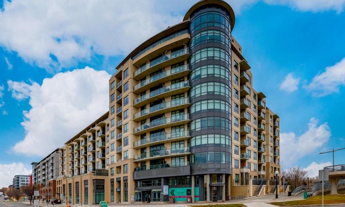 Bridgeland Apartamento | Bridgeland Crossing by Corporate Stays