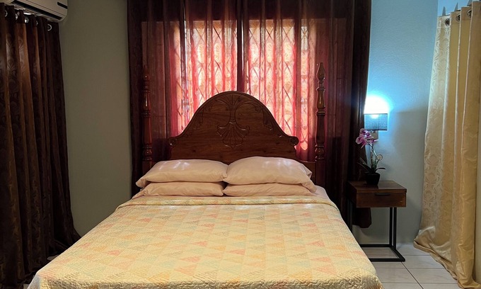 Portmore Apartamento | BridgeView Apartment 20 minutes from Hellshire Beach