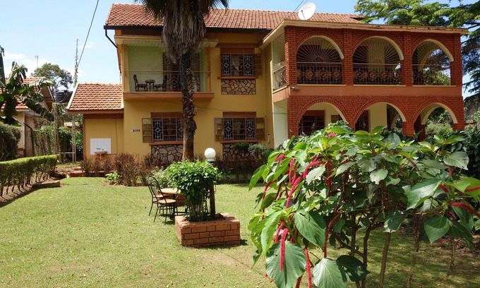 Jinja Casa | Bridgeway Guesthouse
