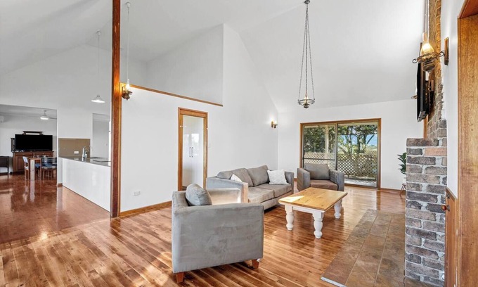 Reedy Creek Casa | Bridgman Canopy Bushland Retreat near Robina Town