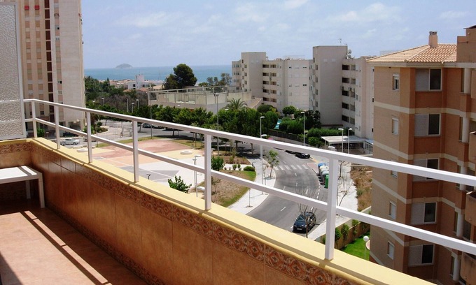 Villajoyosa Apartamento | Luminoso apartamento en Villajoyosa Numero de registro: VT-453318-A