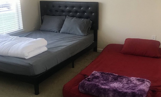 Bal Bay Casa | Bright 1bedroom — very convenient location!