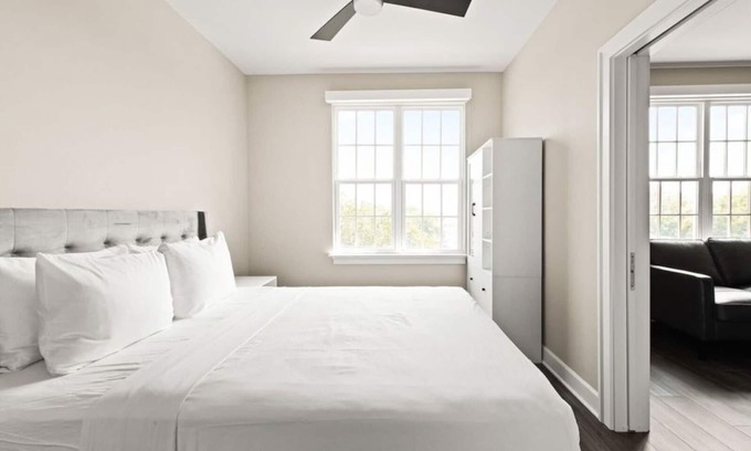 New Orleans Hotel | Bright 2BR Suite in New Orleans with Easy Access to Sites