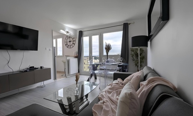 Sartrouville Apartamento | Bright 3-room apartment, balcony & parking - Paris 20 min