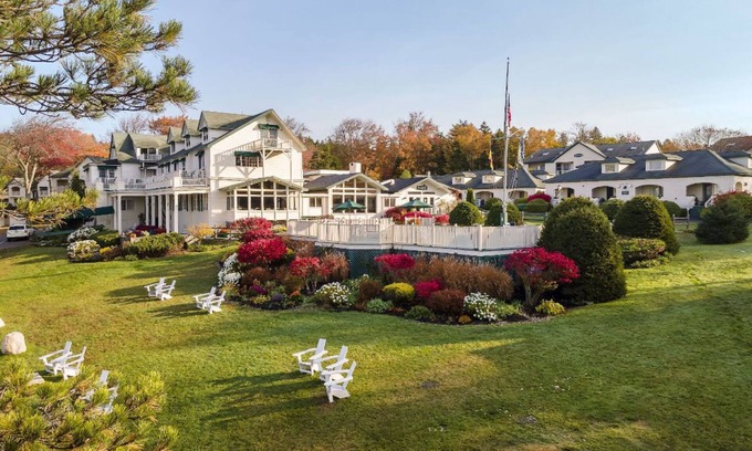 Boothbay Harbor Cabina | Bright ADA Lodge Rm | Ocean Peek | No Hidden Fees
