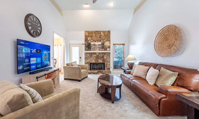 Cartersville Casa | Bright & Airy Home Near Cartersville Attractions