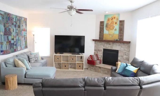 Kenosha Casa | Bright, Airy Keno Home with Patio and Yard