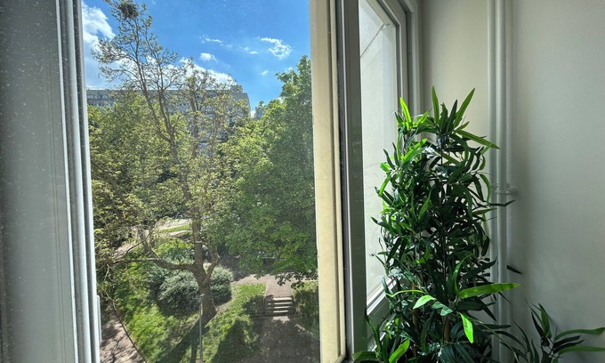 Fourqueux Apartamento | Bright and charming apartment. Ideal for families.