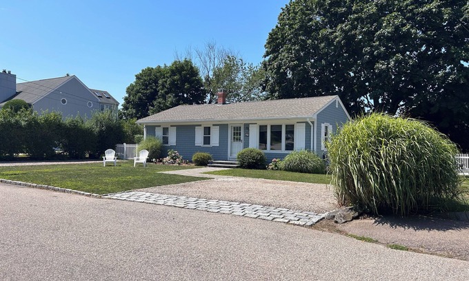 Bonnet Shores Casa | BRIGHT AND AIRY HOUSE IN BEAUTIFUL BONNET SHORES