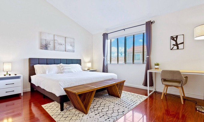 Townsend Casa | Bright and cozy 3BD/2.5BA in San Jose!