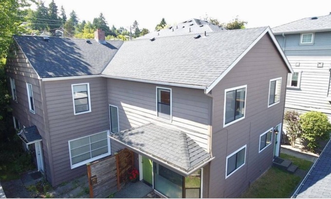 Lawton Park Casa | Bright and cozy townhome with private setting