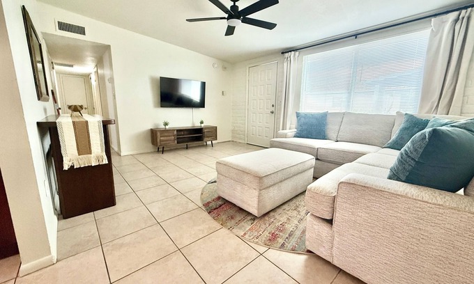 St. Francis Cabrini Casa | Bright and Cozy Tucson Condo - Ideal for families, couples and friends