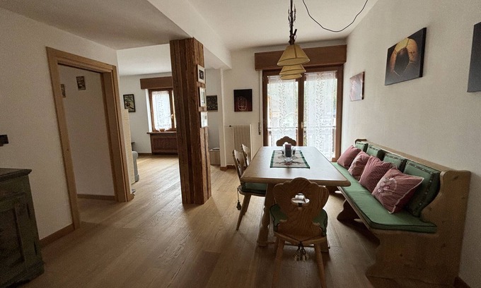 Pieve di Cadore Apartamento | Bright and spacious apartment, convenient to services, only 30 minutes from Cortina