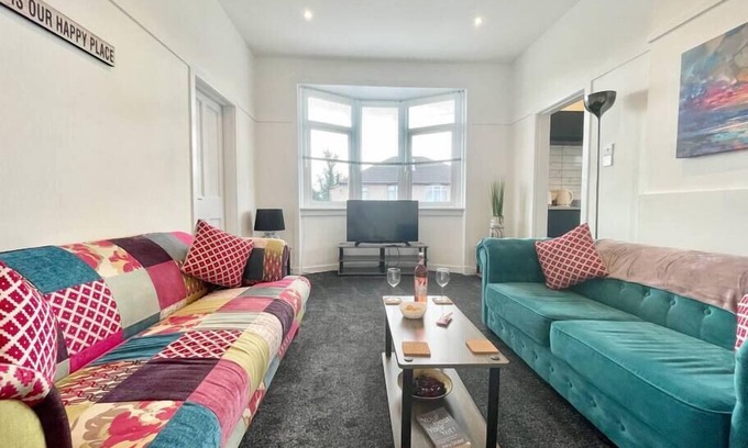 Cardonald Apartamento | Bright and Stylish 3-Bed Flat in Glasgow